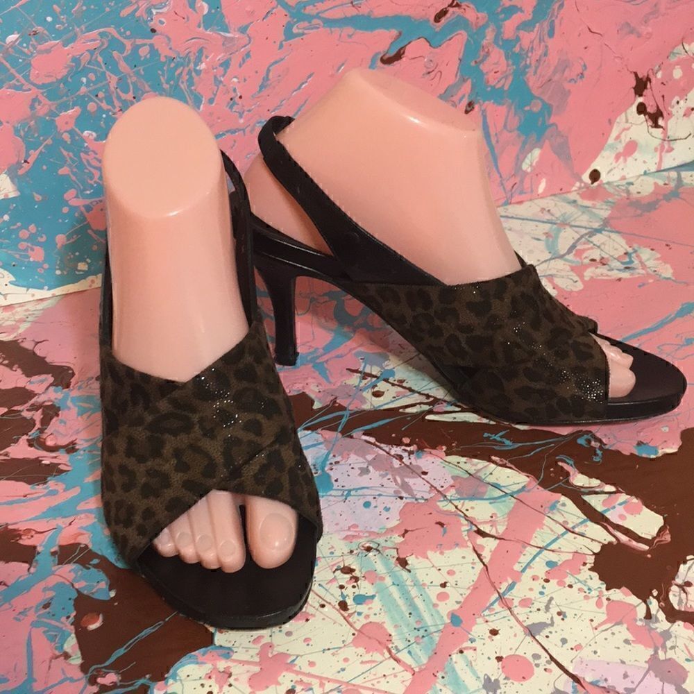Donald Pliner Cheetah Print Slingback Sandals Women’s 9